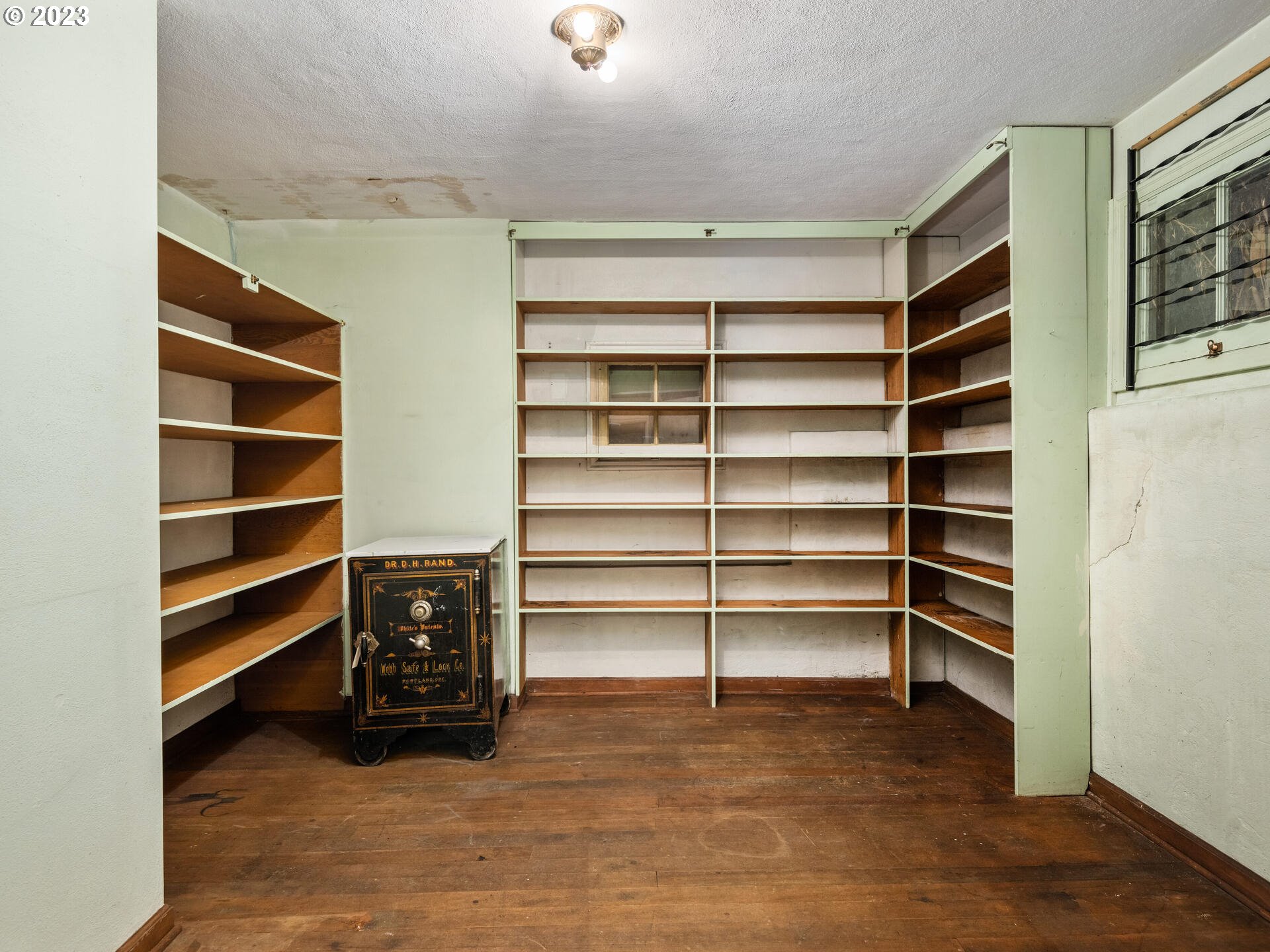 1442 Southwest Vista Avenue Portland, OR 97201 - Photo 34 of 46 a view of walk in closet with empty racks