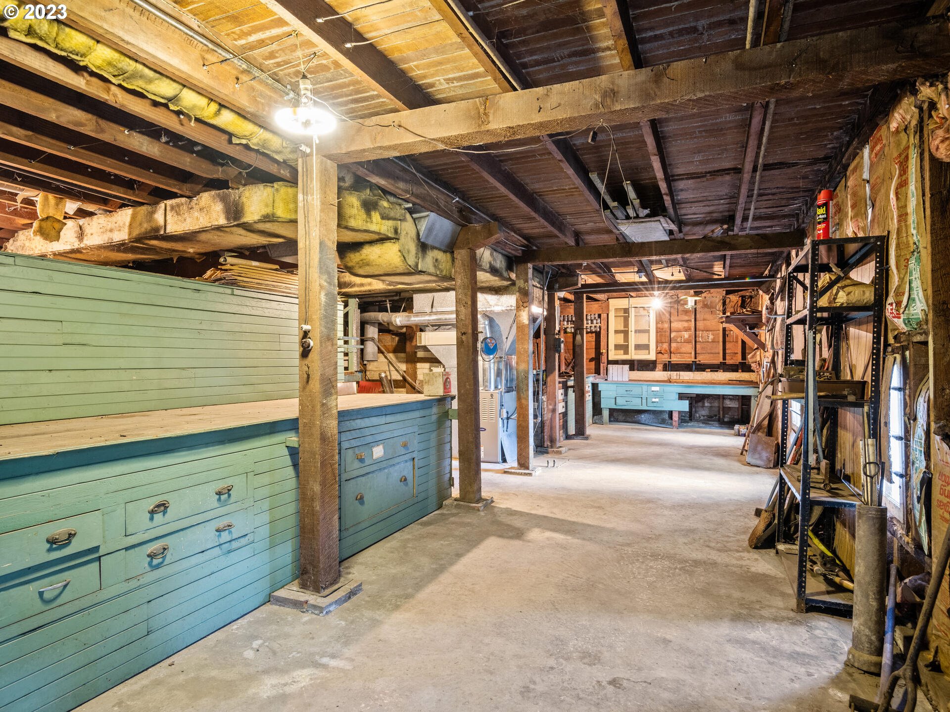 1442 Southwest Vista Avenue Portland, OR 97201 - Photo 42 of 46 a view of a room with racks