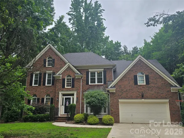 $3,400 | 8800 Ferngrove Court, Waxhaw, NC 28173