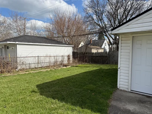 $125,000 | 17728 Toepfer Drive, Eastpointe, MI 48021