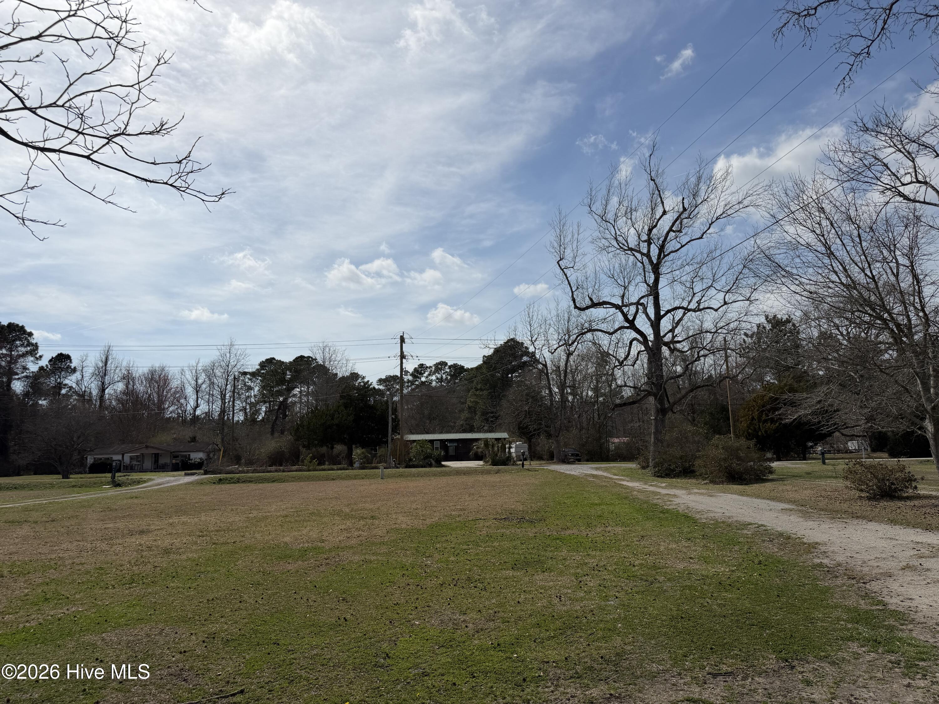 840 Belgrade-Swansboro Road Stella, NC 28582 - Photo 2 of 17 front yard