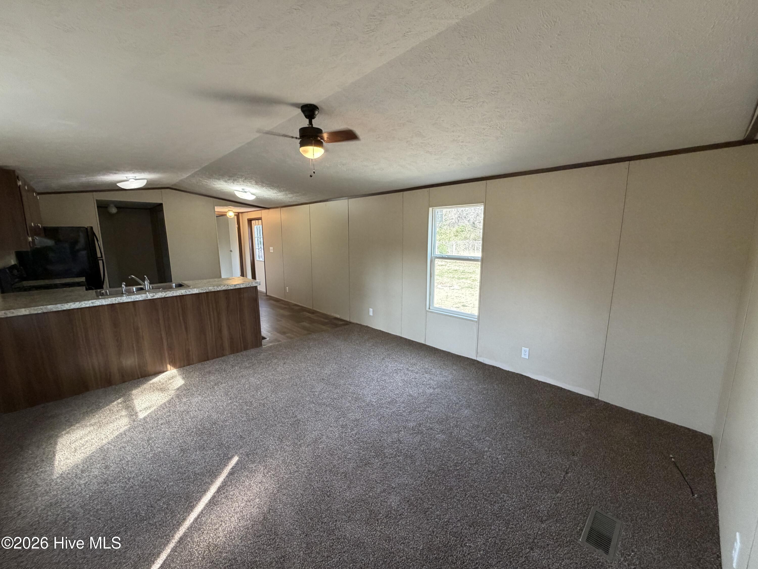 840 Belgrade-Swansboro Road Stella, NC 28582 - Photo 3 of 17 IMG_8285