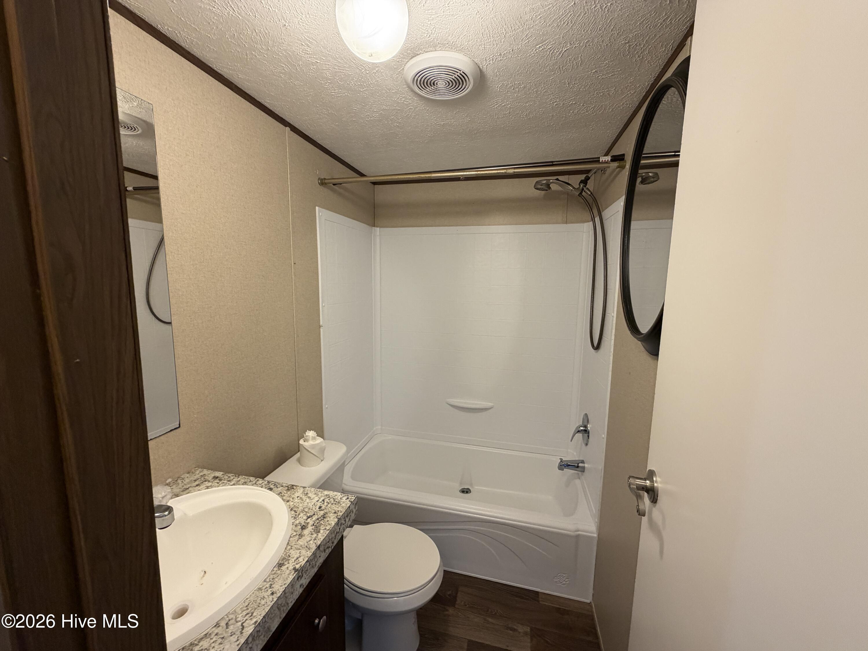 840 Belgrade-Swansboro Road Stella, NC 28582 - Photo 7 of 17 IMG_8284