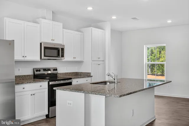 $2,400 | 2604 Cougar Lane, Locust Grove, VA 22508