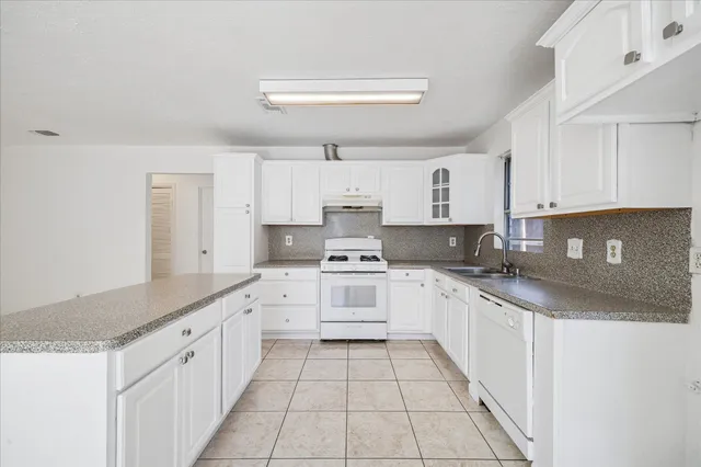 $155,000 | 719 Midland Court, Houston, TX 77060