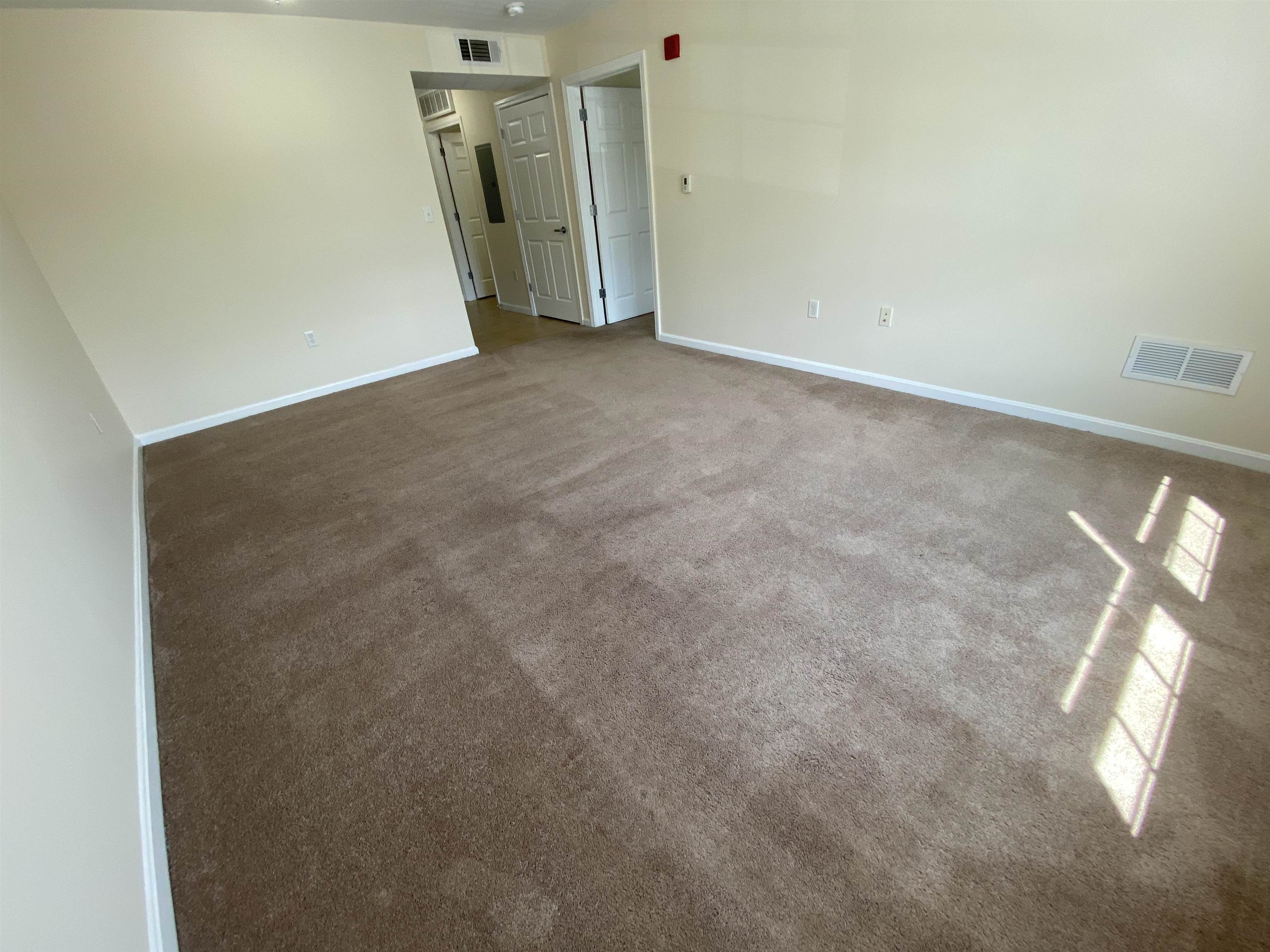 20 Sentinel Court, Unit 104 Manchester, NH 03103 - Photo 18 of 40