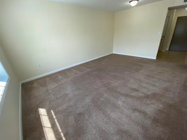 $1,775 | 20 Sentinel Court, Unit 104, Manchester, NH 03103