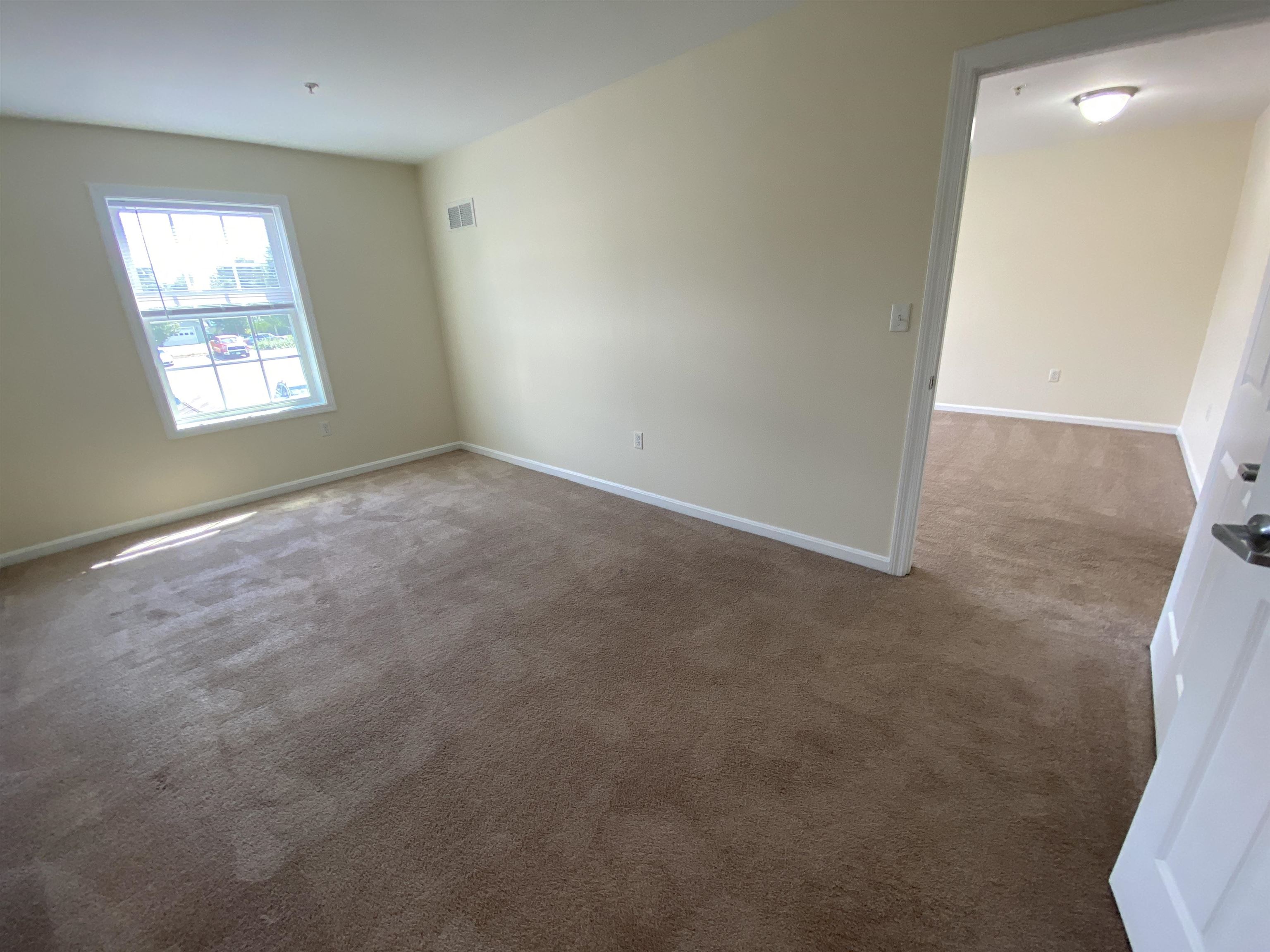 20 Sentinel Court, Unit 104 Manchester, NH 03103 - Photo 28 of 40