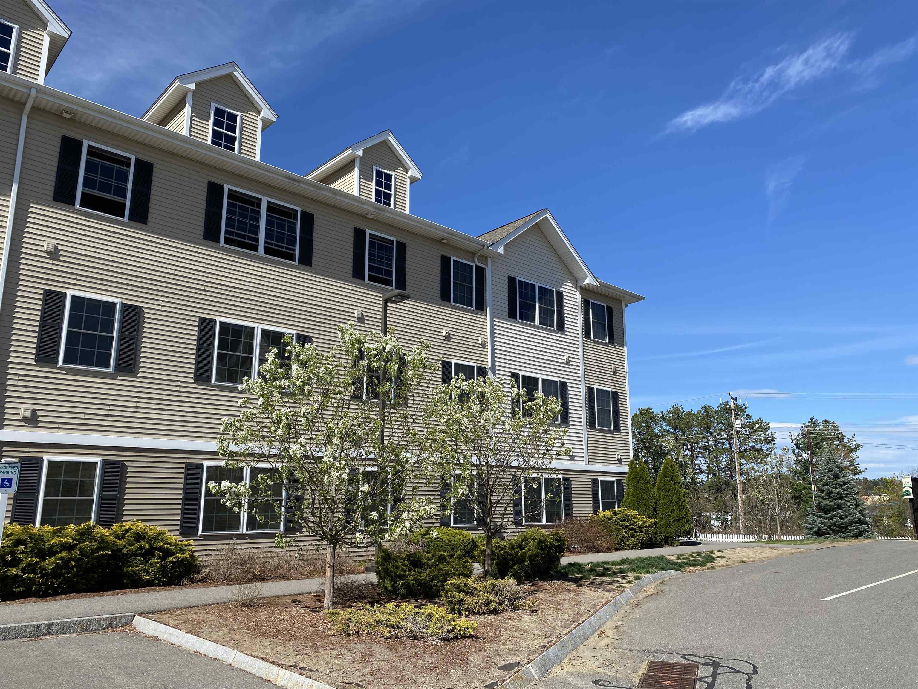 20 Sentinel Court, Unit 104 Manchester, NH 03103 - Photo 5 of 40