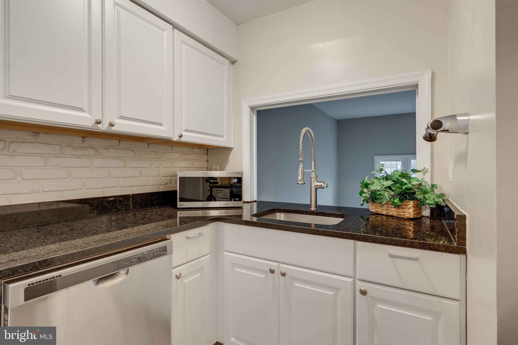 5921 Bayshire Road, Unit 112 Springfield, VA 22152 - Photo 14 of 55 Gallery Image 14
