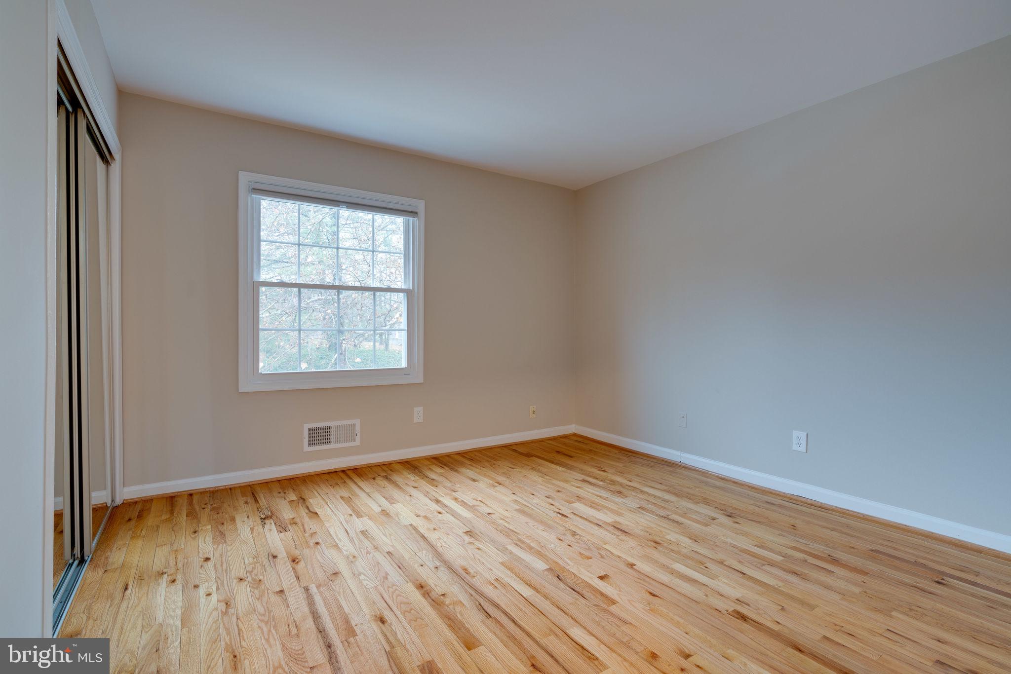 5921 Bayshire Road, Unit 112 Springfield, VA 22152 - Photo 36 of 55 Gallery Image 36