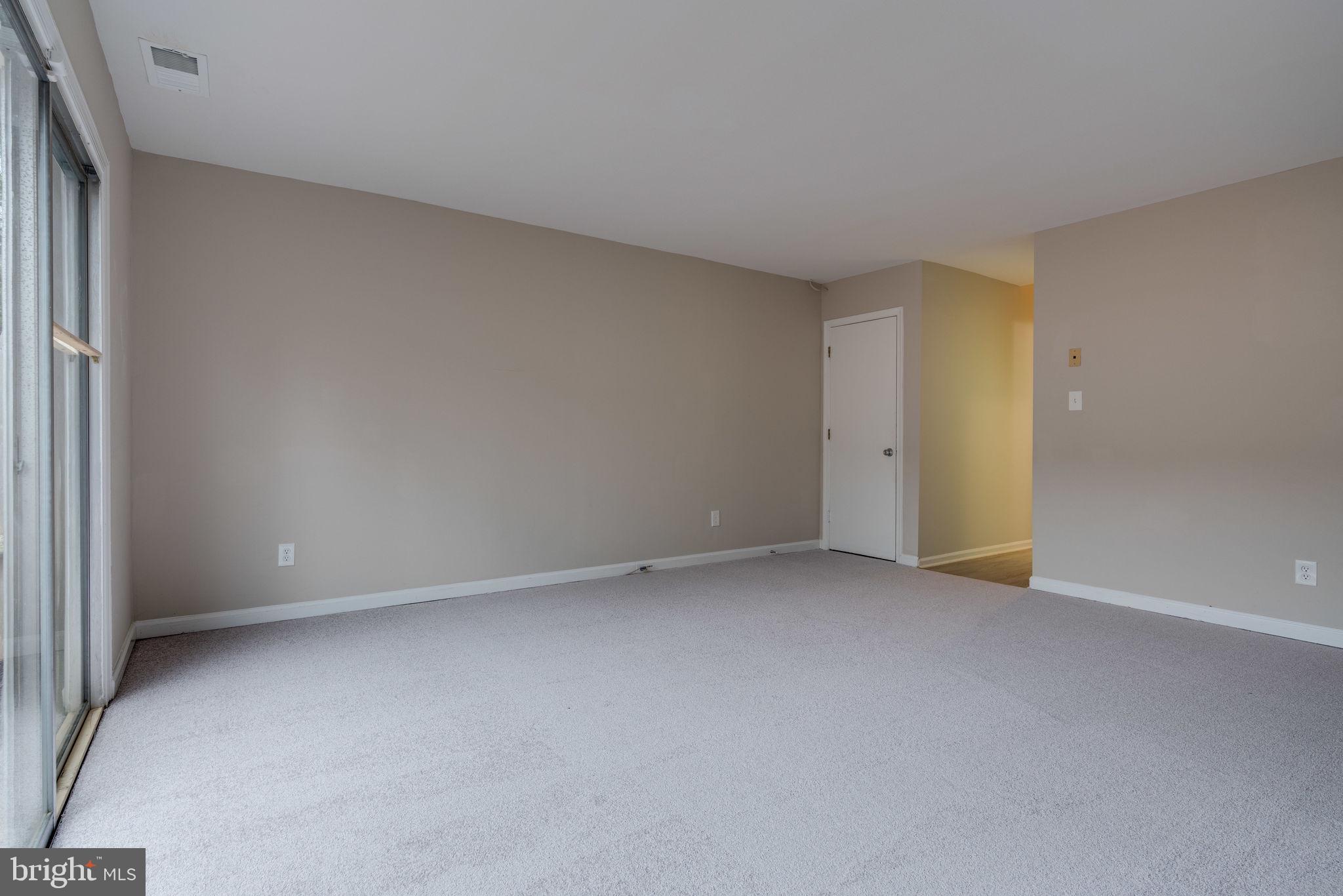 5921 Bayshire Road, Unit 112 Springfield, VA 22152 - Photo 44 of 55 Gallery Image 44