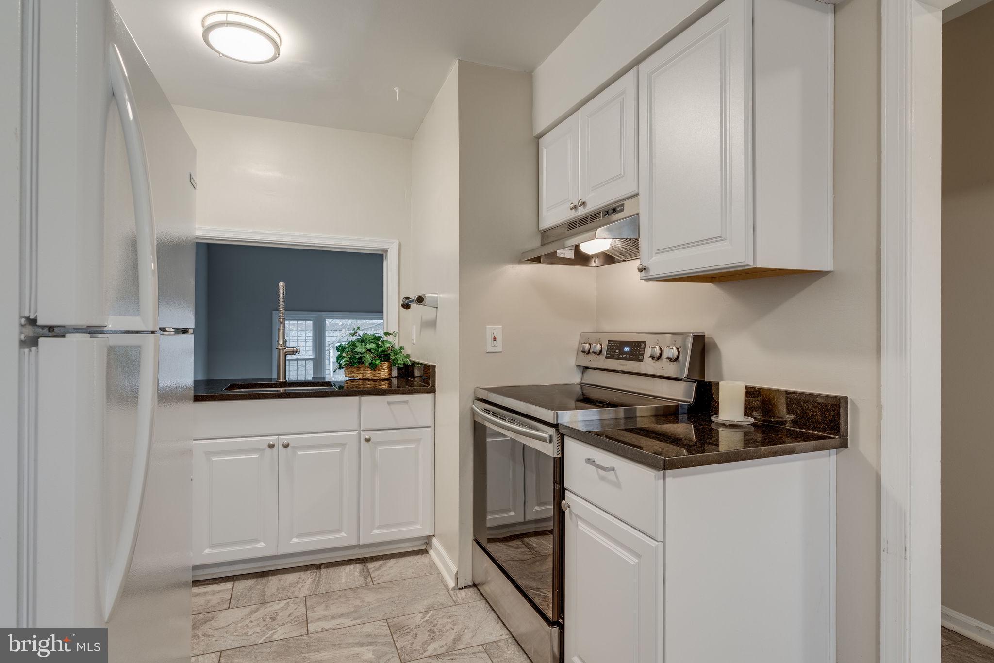 5921 Bayshire Road, Unit 112 Springfield, VA 22152 - Photo 10 of 55 Gallery Image 10