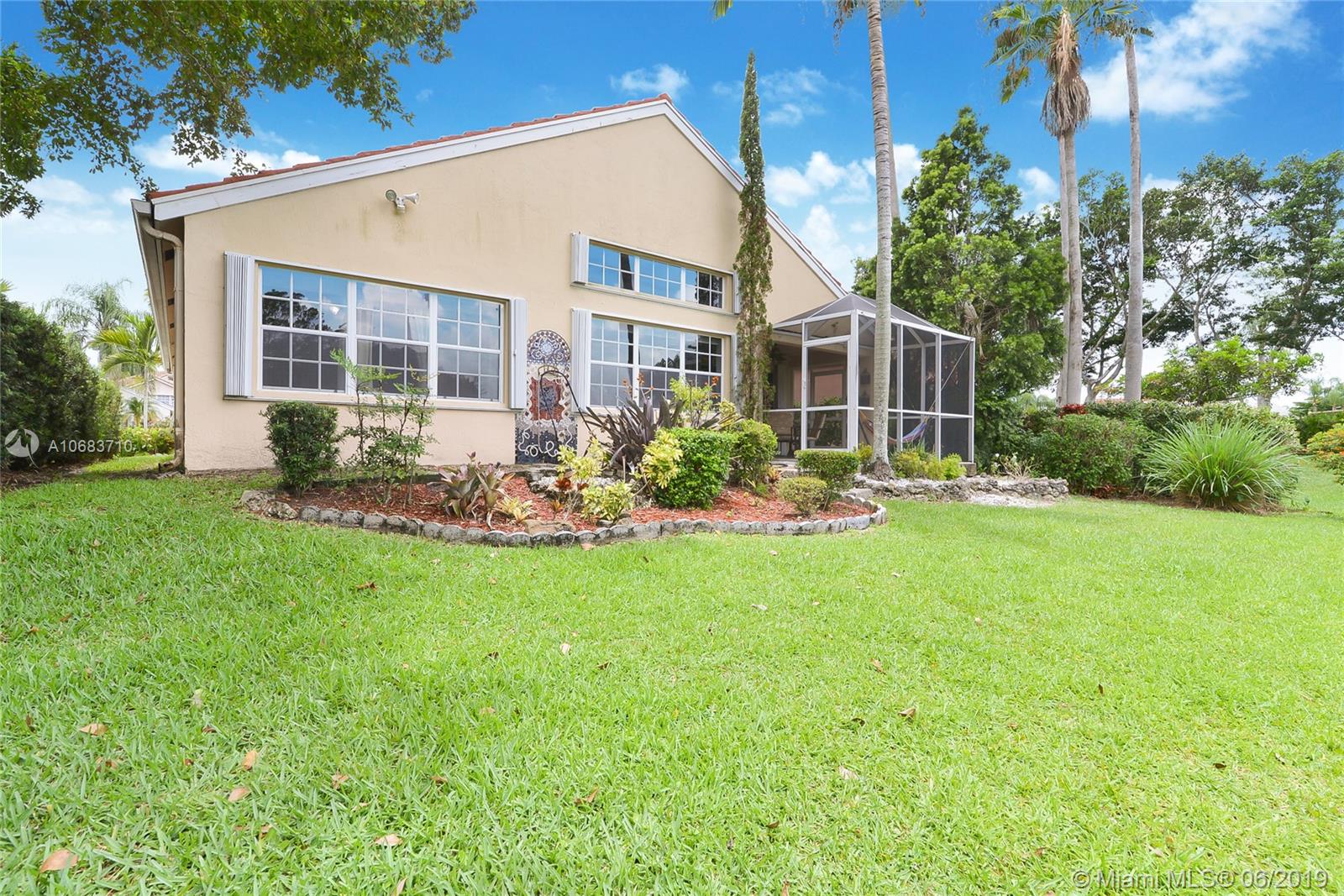 526 Bridgeton Road Weston, FL 33326 - Photo 15 of 17 Gallery Image 15