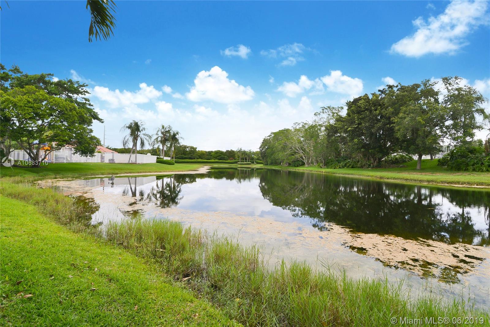 526 Bridgeton Road Weston, FL 33326 - Photo 16 of 17 Gallery Image 16