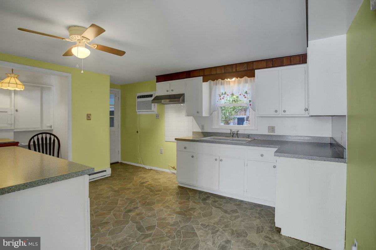 215 Chestnut Hill Road Aspers, PA 17304 - Photo 12 of 35 Gallery Image 12