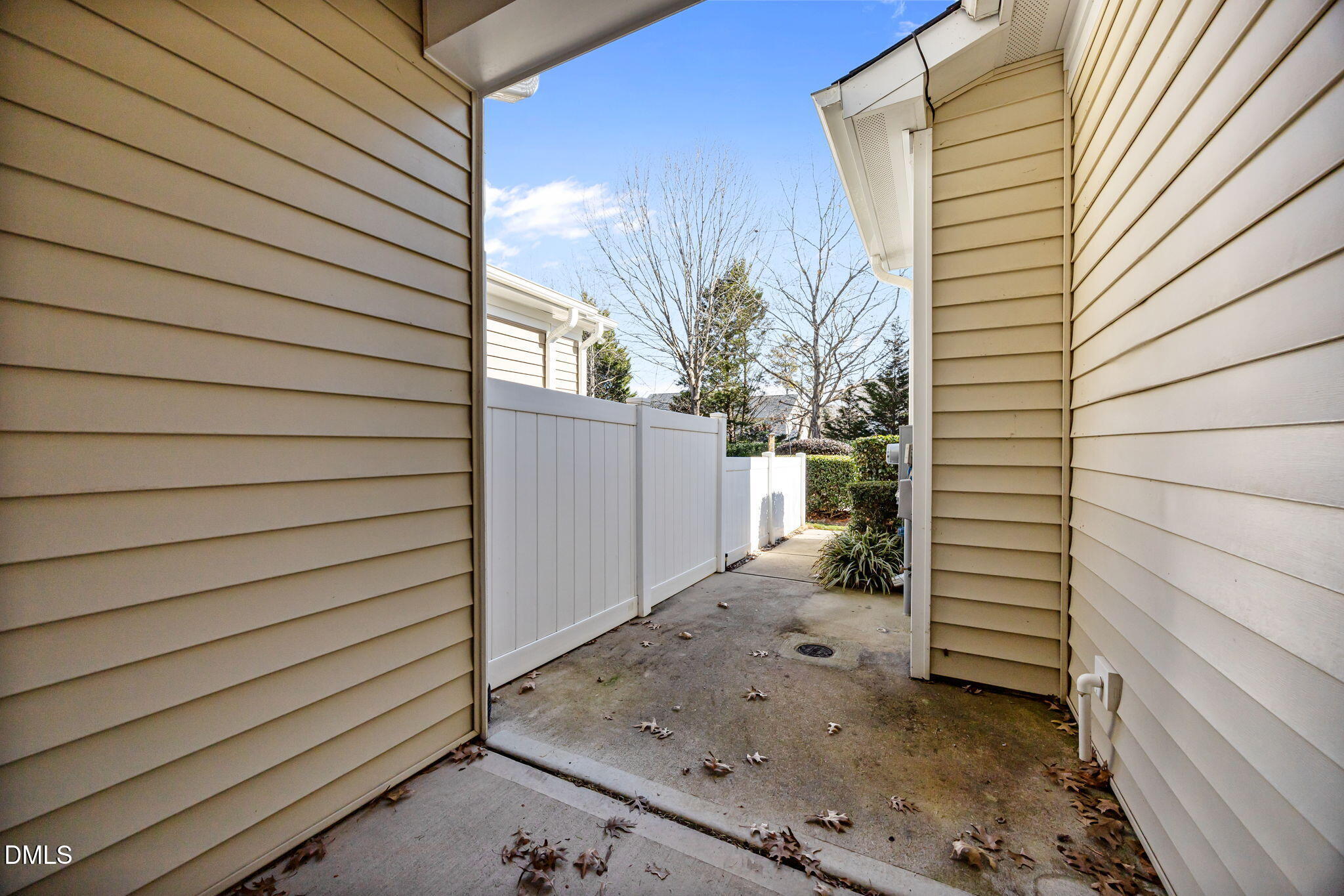 2728 Cloud Mist Circle Raleigh, NC 27614 - Photo 33 of 45 35-web-or-mls-IMG_9710