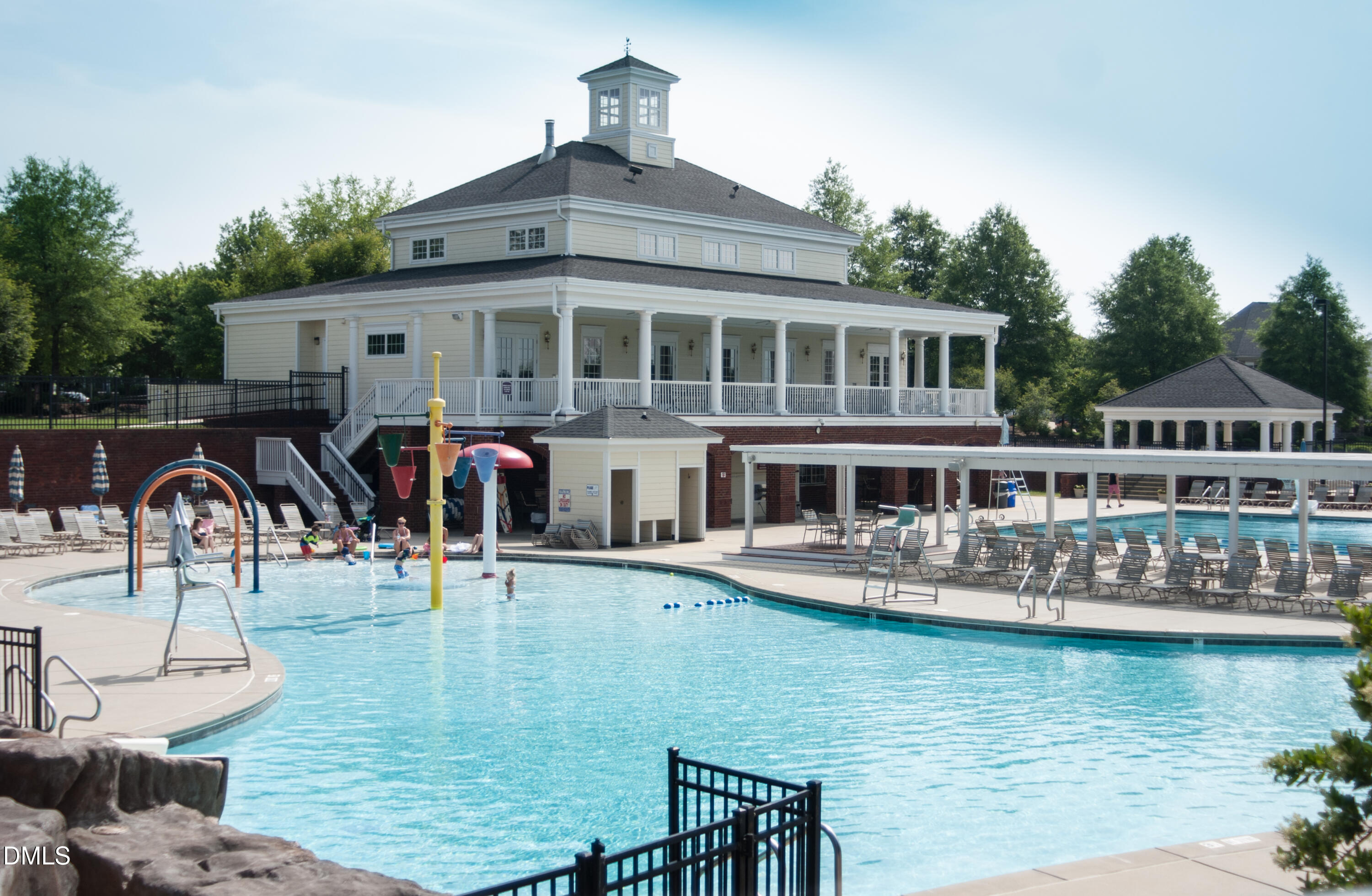 2728 Cloud Mist Circle Raleigh, NC 27614 - Photo 44 of 45 Bedford kiddie pool (2)