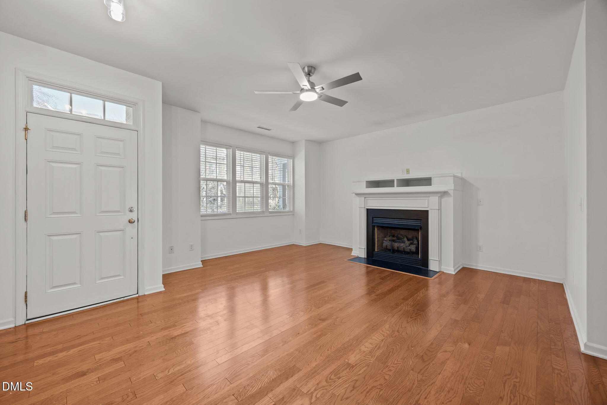 2728 Cloud Mist Circle Raleigh, NC 27614 - Photo 5 of 45 8-web-or-mls-IMG_9625