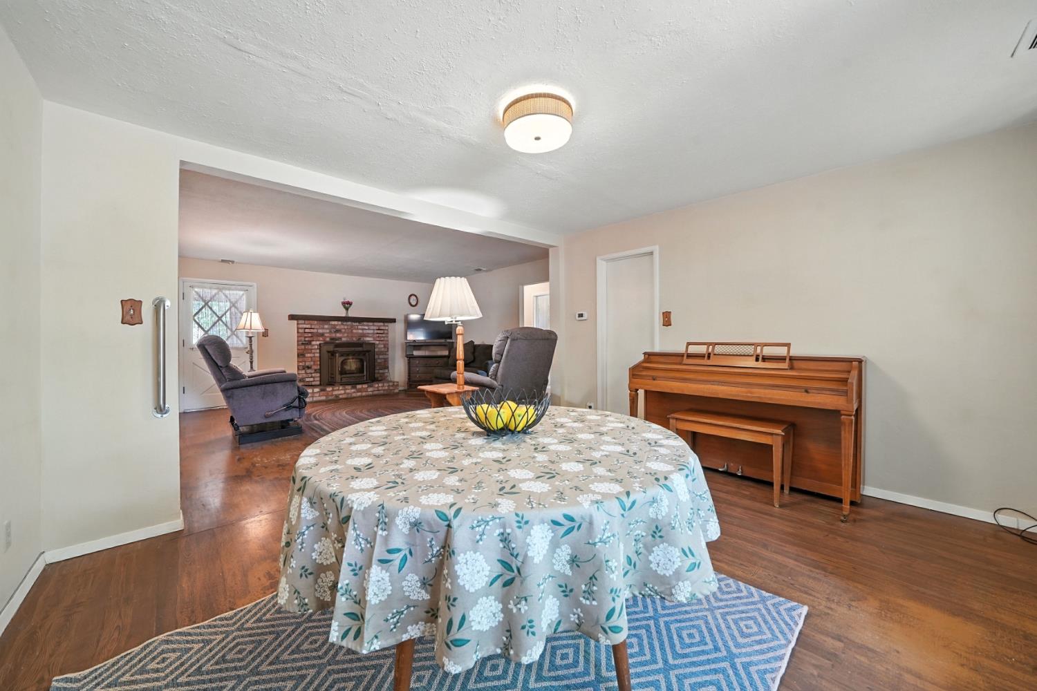 19160 American Flat Road Fiddletown, CA 95629 - Photo 19 of 66 Dining area