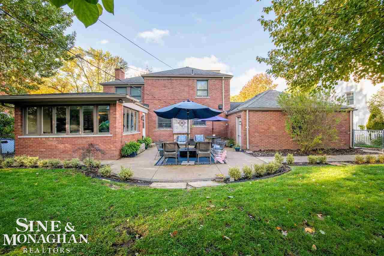 1024 Whittier Road Grosse Pointe, MI 48230 - Photo 29 of 38 50059942-28.JPG