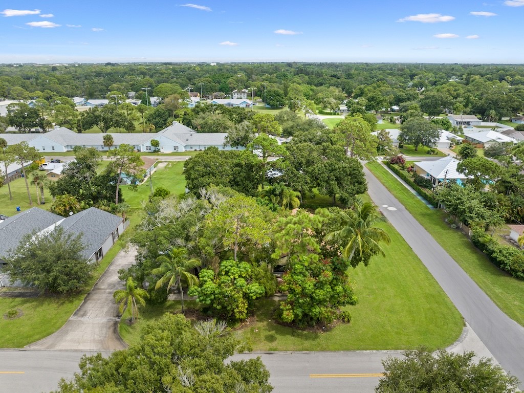 1404 39th Avenue, Unit I2 Vero Beach, FL 32960 - Photo 5 of 8