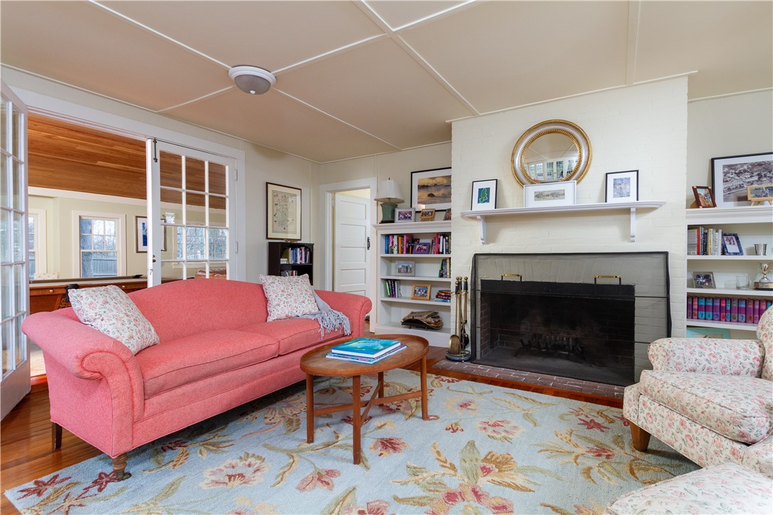 20 Whittier Road Jamestown, RI 02835 - Photo 8 of 34 Gallery Image 8