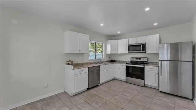 $385,000 | 6116 Scott Lake Road, Lakeland, FL 33813