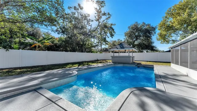 $385,000 | 6116 Scott Lake Road, Lakeland, FL 33813