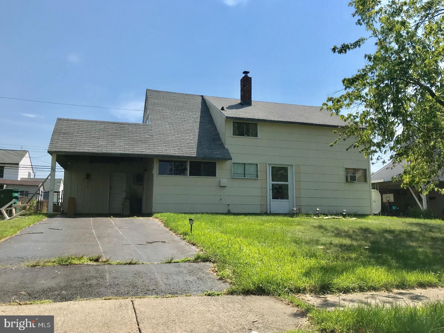 24 Gingerbush Road Levittown, PA 19057 - Photo 1 of 7 Gallery Image 1