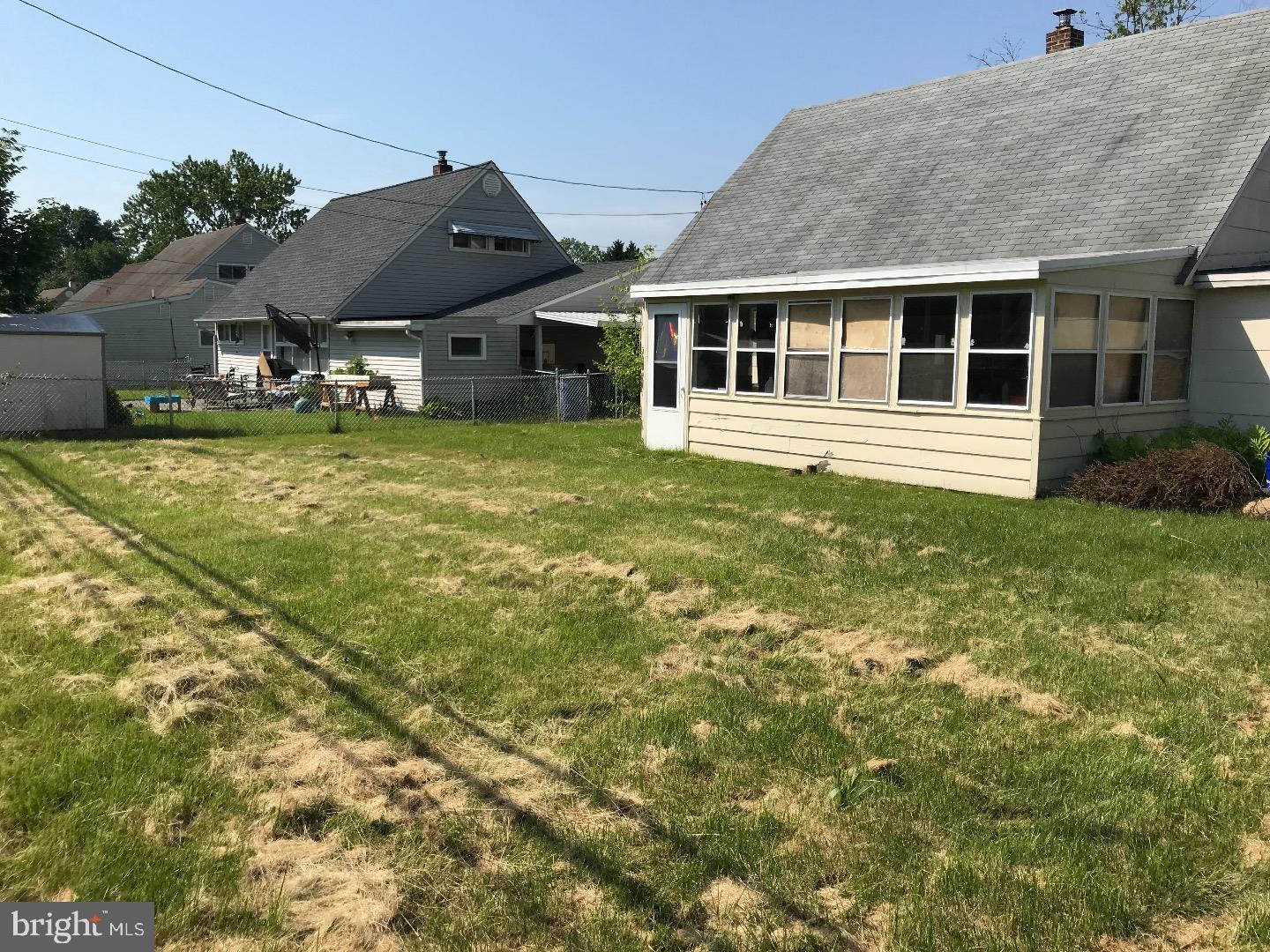 24 Gingerbush Road Levittown, PA 19057 - Photo 6 of 7 Gallery Image 6