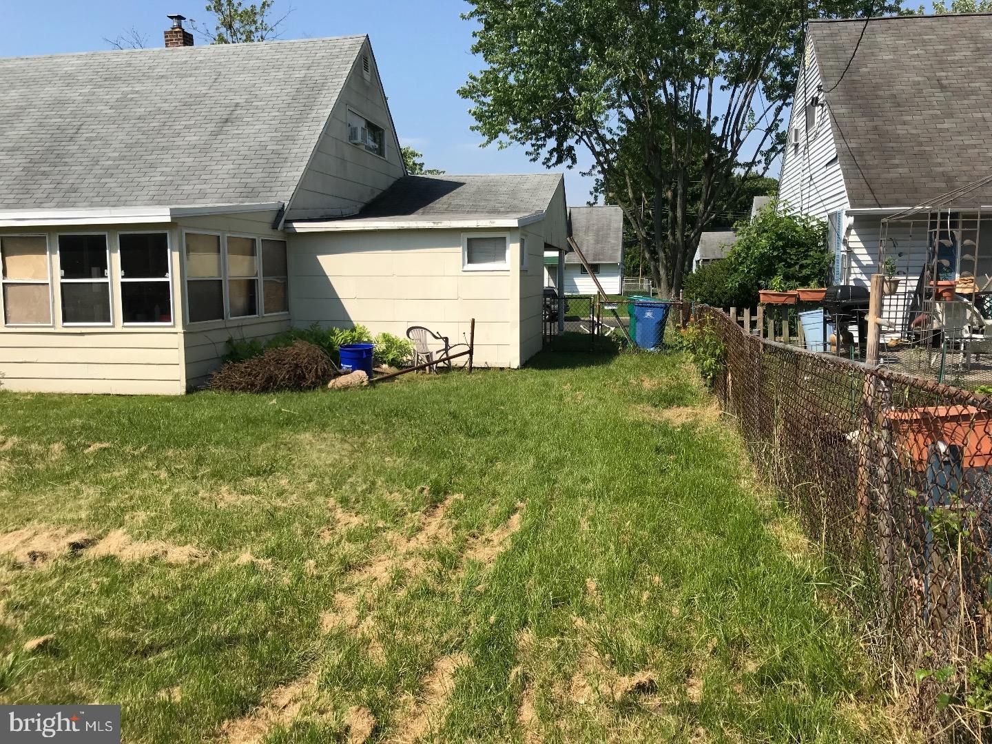 24 Gingerbush Road Levittown, PA 19057 - Photo 7 of 7 Gallery Image 7