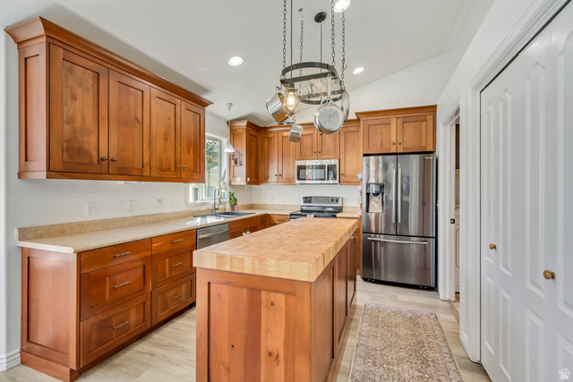 1475 Harvey Road Fruit Heights, UT 84037 - Photo 12 of 49