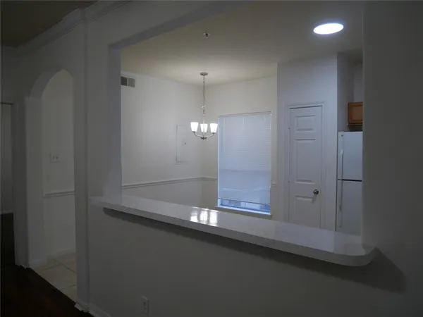 $1,325 | 6289 Wilcrest Drive, Unit 6202, Houston, TX 77072