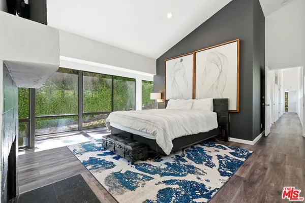 $15,000 | 2350 Benedict Canyon Drive, Beverly Hills, CA 90210