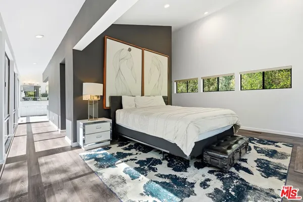 $15,000 | 2350 Benedict Canyon Drive, Beverly Hills, CA 90210