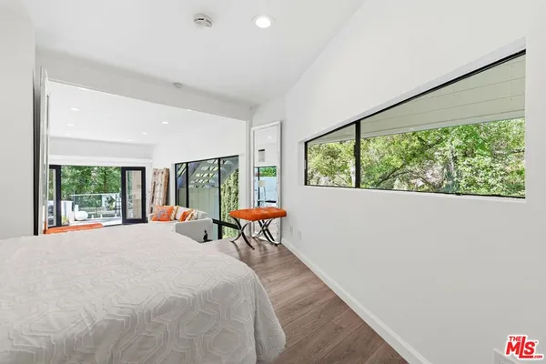 $15,000 | 2350 Benedict Canyon Drive, Beverly Hills, CA 90210