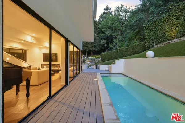 $15,000 | 2350 Benedict Canyon Drive, Beverly Hills, CA 90210