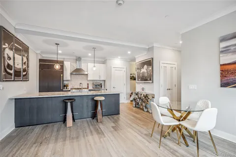 $850,000 | 100 Garvies Point Road, Unit 1327, Glen Cove, NY 11542