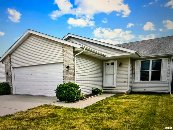 $2,400 | 1704 Tern Place, Springfield, IL 62711
