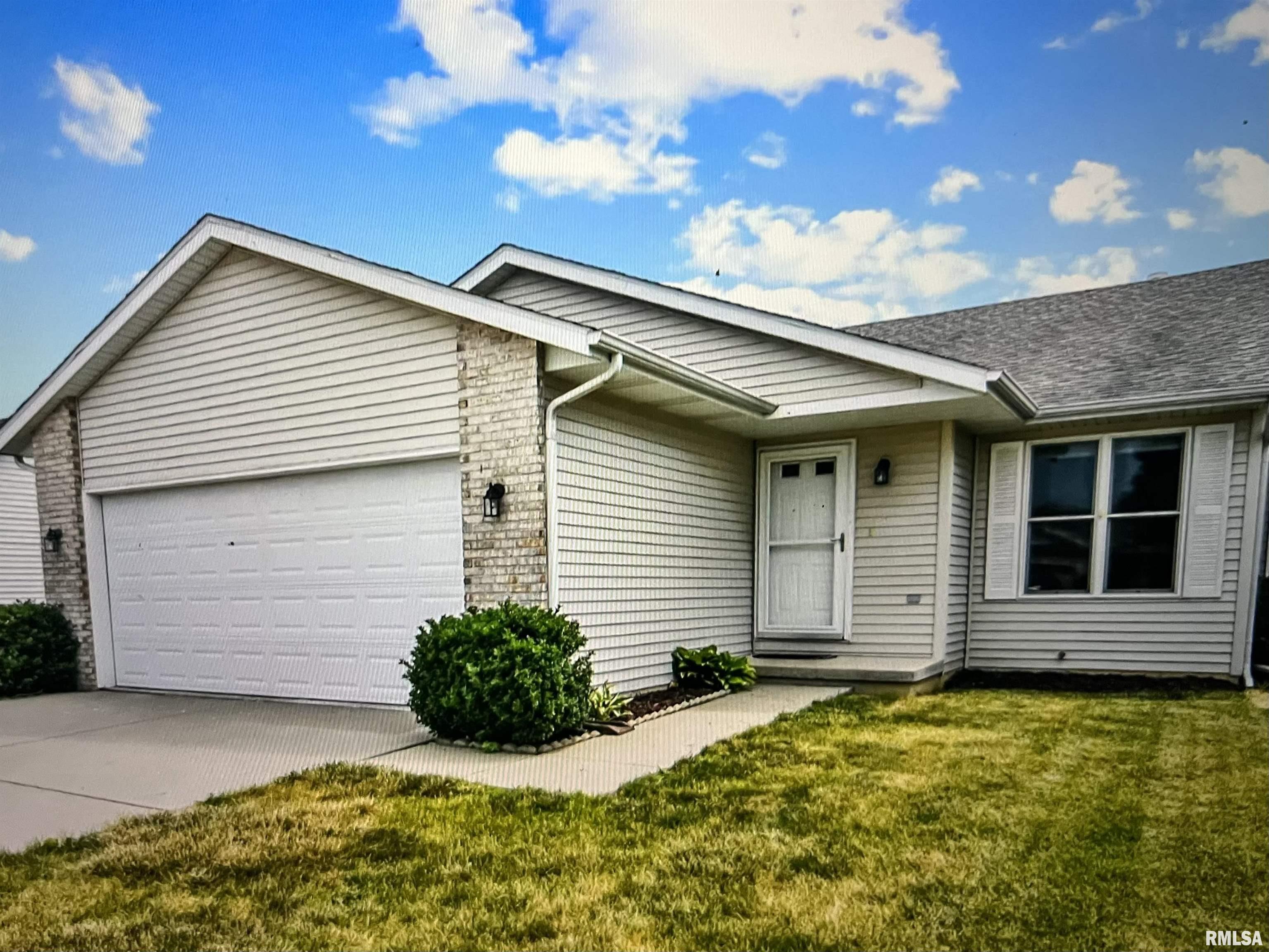 1704 Tern Place Springfield, IL 62711 - Photo 1 of 27