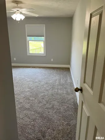 $2,400 | 1704 Tern Place, Springfield, IL 62711