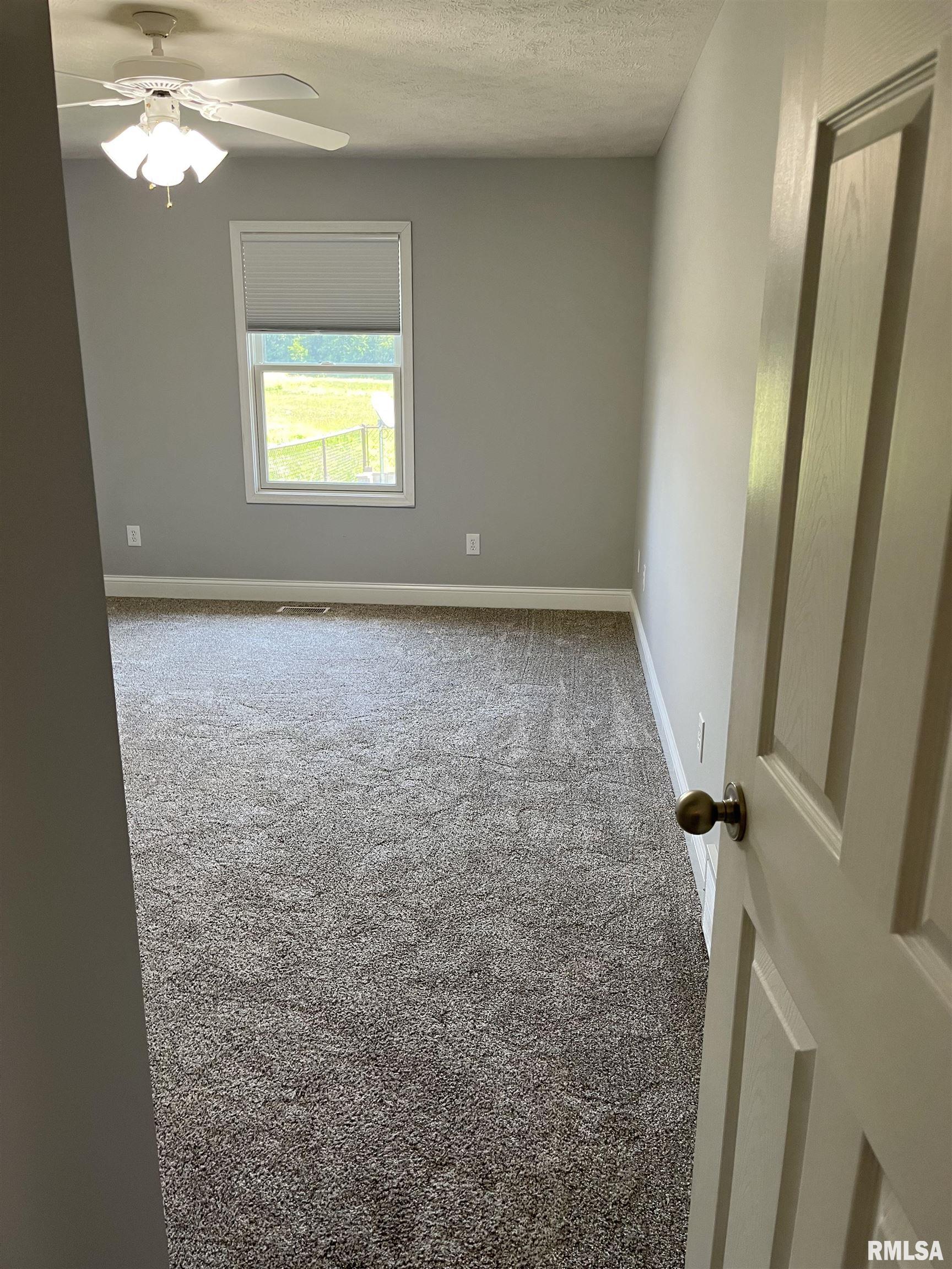 1704 Tern Place Springfield, IL 62711 - Photo 14 of 27