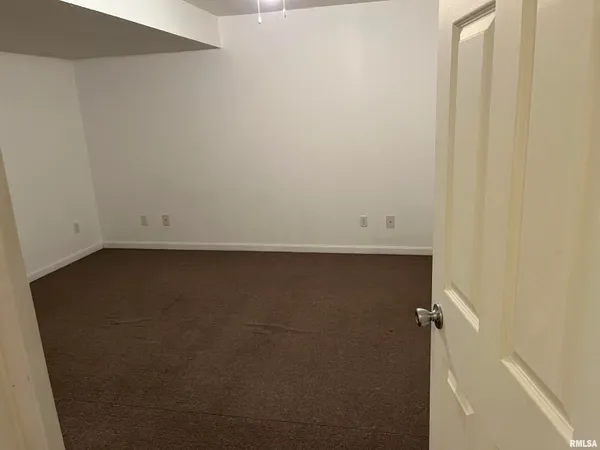 $2,400 | 1704 Tern Place, Springfield, IL 62711