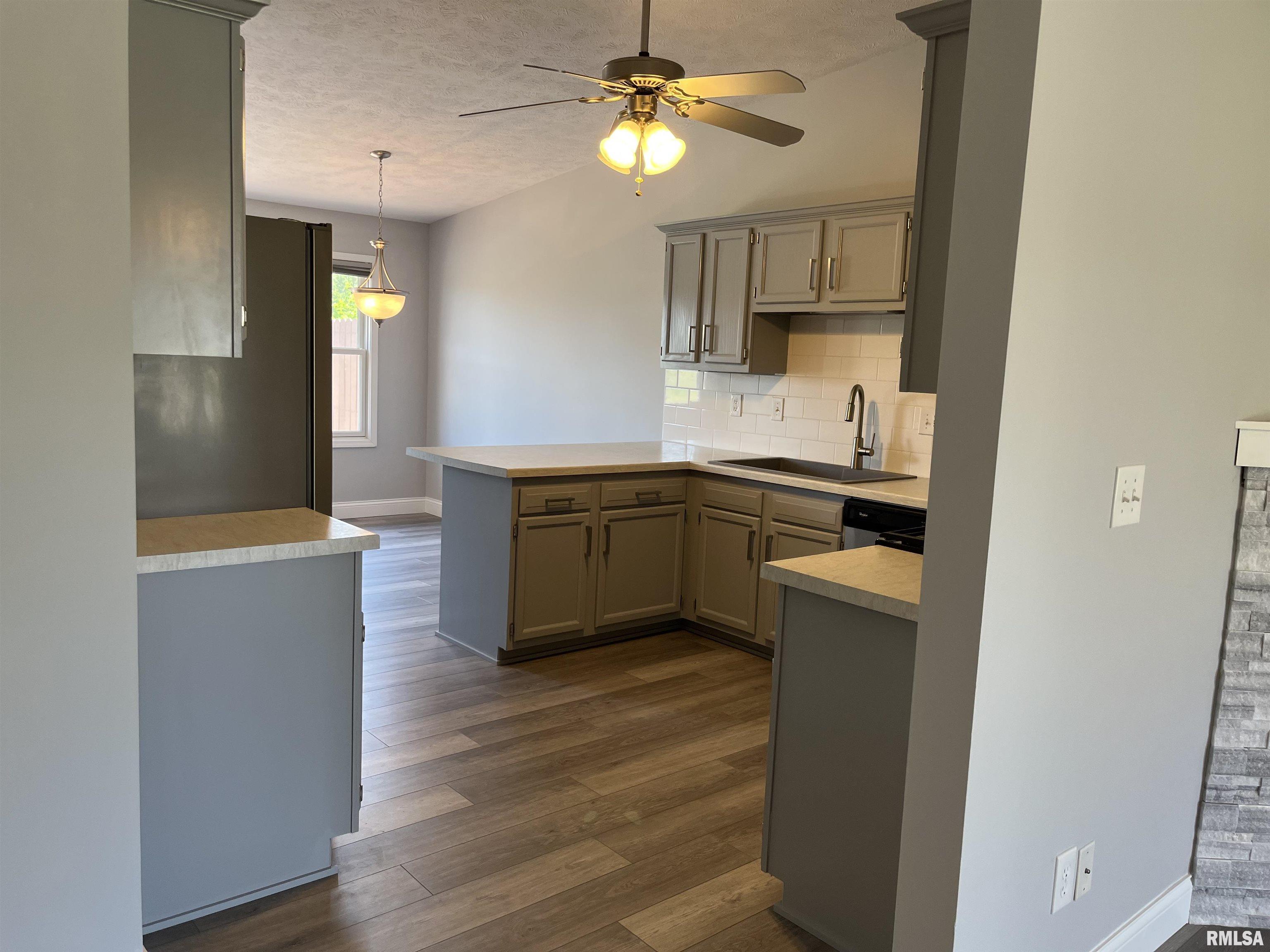 1704 Tern Place Springfield, IL 62711 - Photo 5 of 27