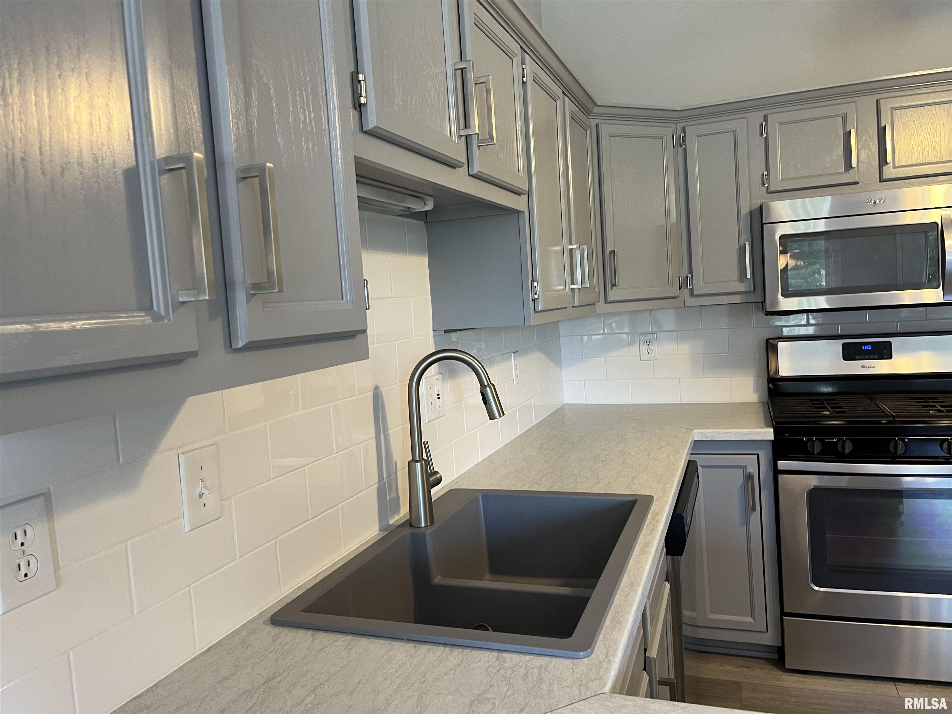 1704 Tern Place Springfield, IL 62711 - Photo 8 of 27