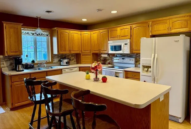 $286,000 | 107 9th Street Southeast, Freeport, MN 56331