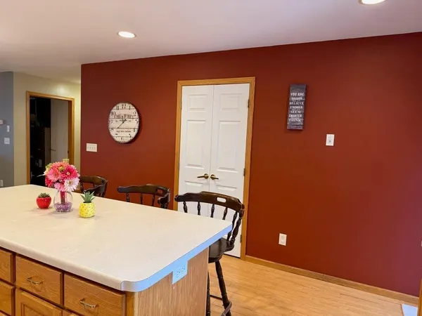 $269,900 | 107 9th Street Southeast, Freeport, MN 56331