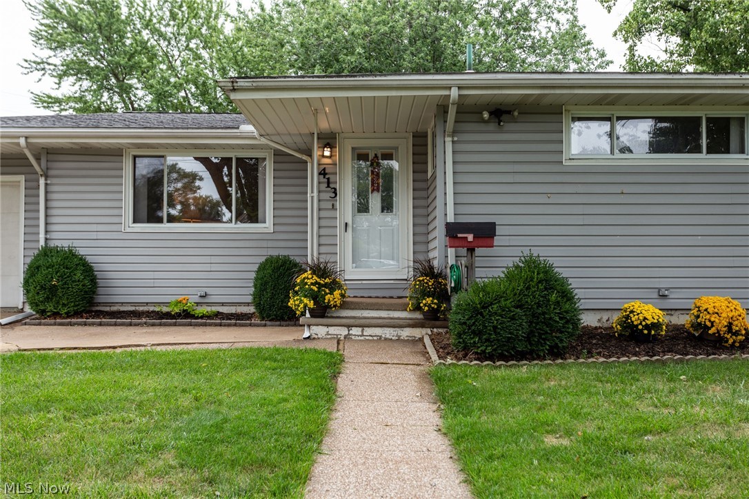 413 Berlin Road Huron, OH 44839 - Photo 2 of 16 Front View Of Home
