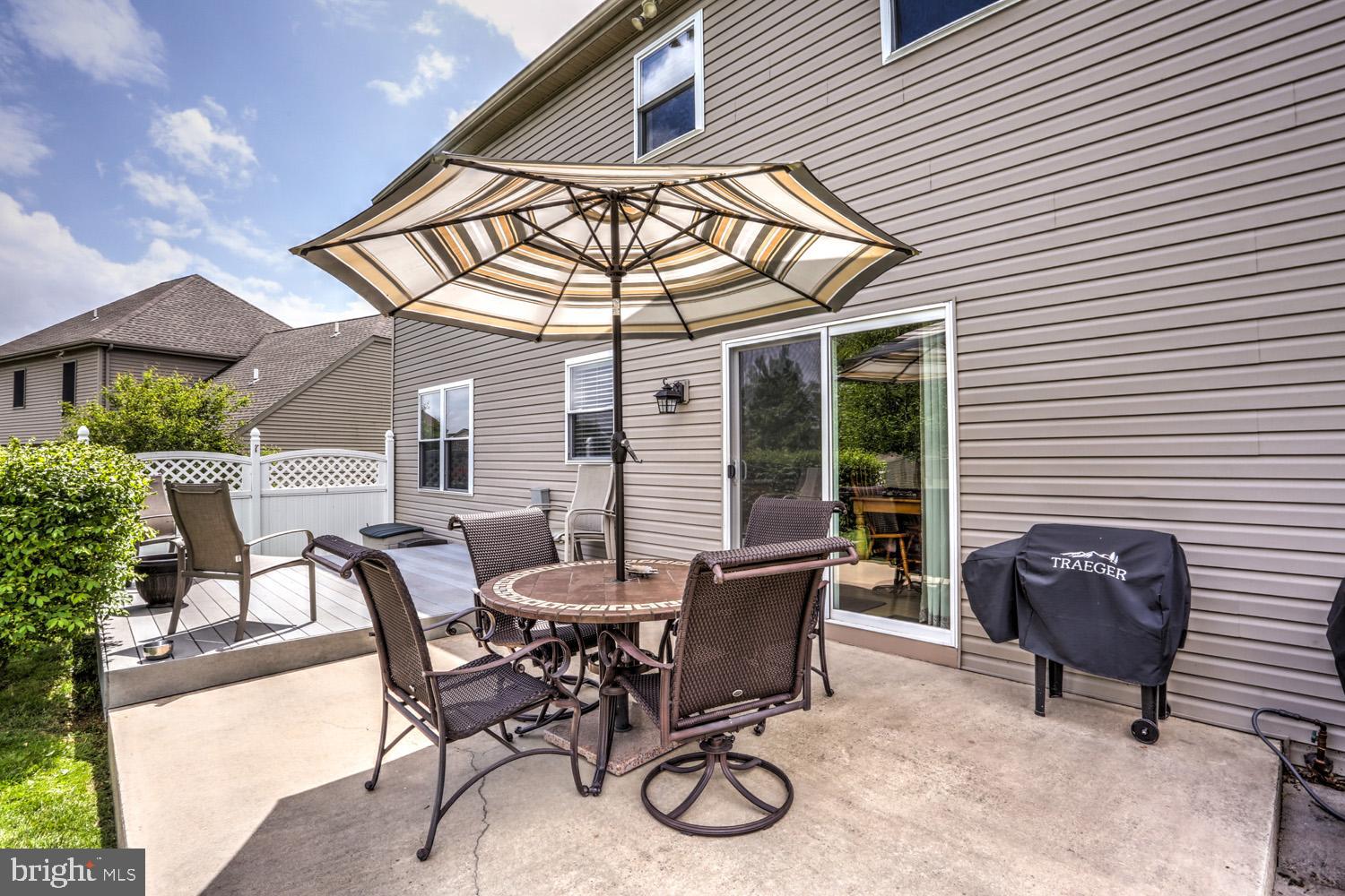 24 Duffield Drive Lititz, PA 17543 - Photo 6 of 49